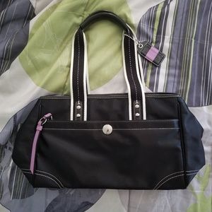 LIKE NEW Coach tote handbag purse - black